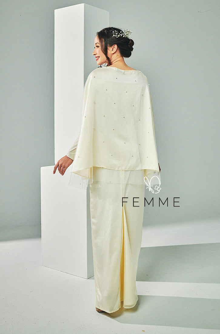 (As-is) FEMME : Sparkle Kurung (Yellow Cream)