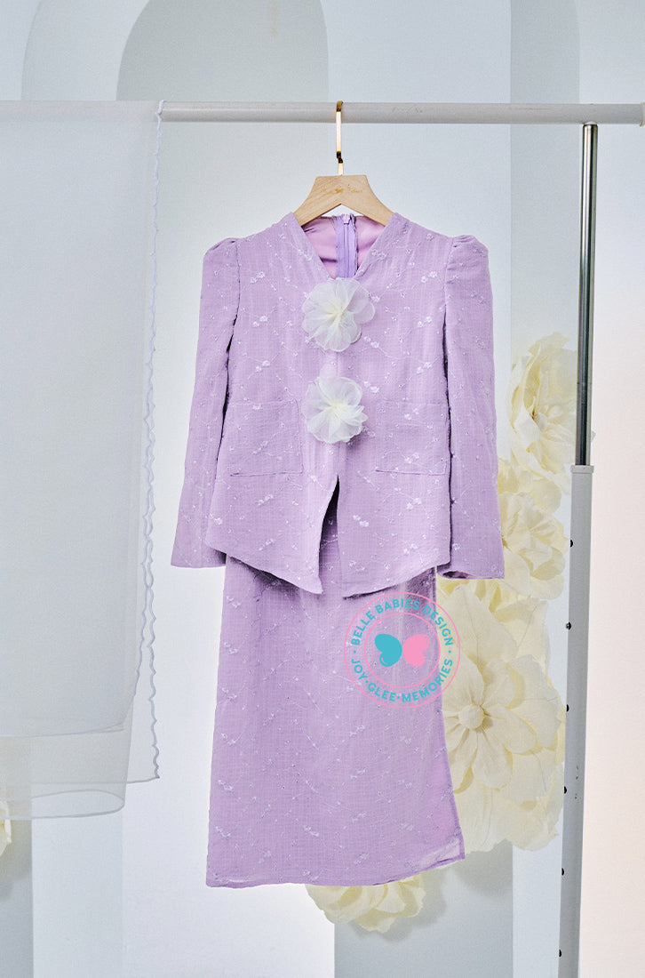 AS-IS (LOCK FROM LIVE) BBD Kebaya Embroidery