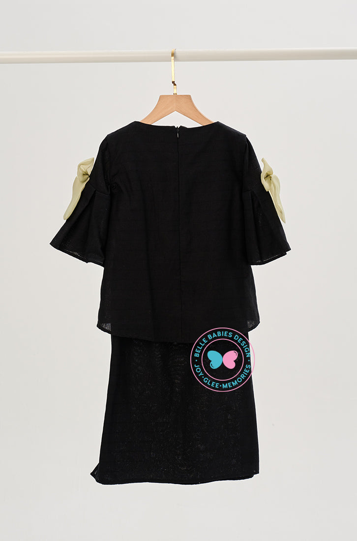 2025/2026 BBD Embroidered Linen Kurung Kedah (Black)
